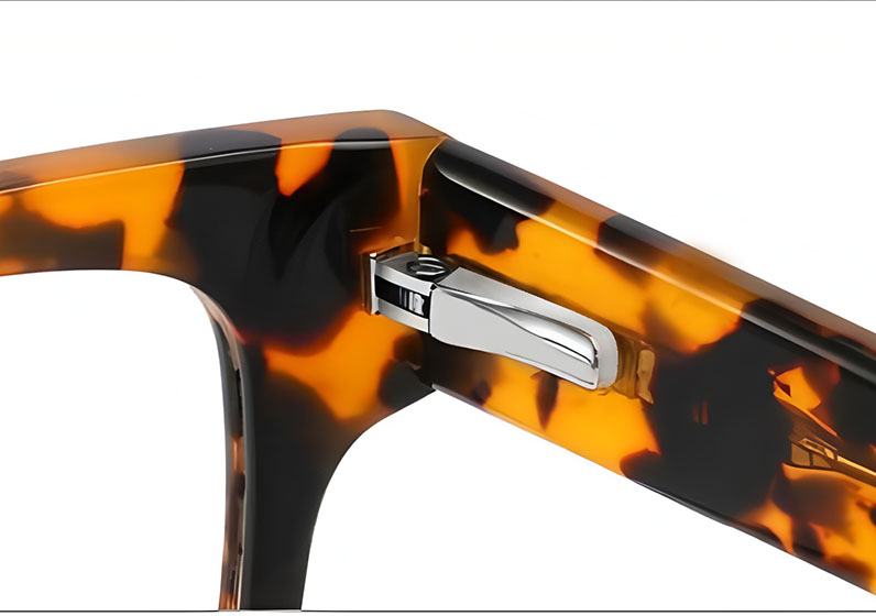 spring hinged wire cores